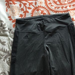 Grey leggings, mesh sides